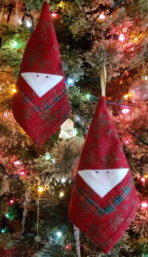Log Cabin Santa | Make It Sew by Barb